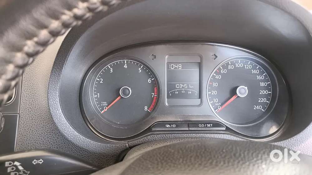 Volkswagen Polo 2016 Cng & Petrol Well Maintained