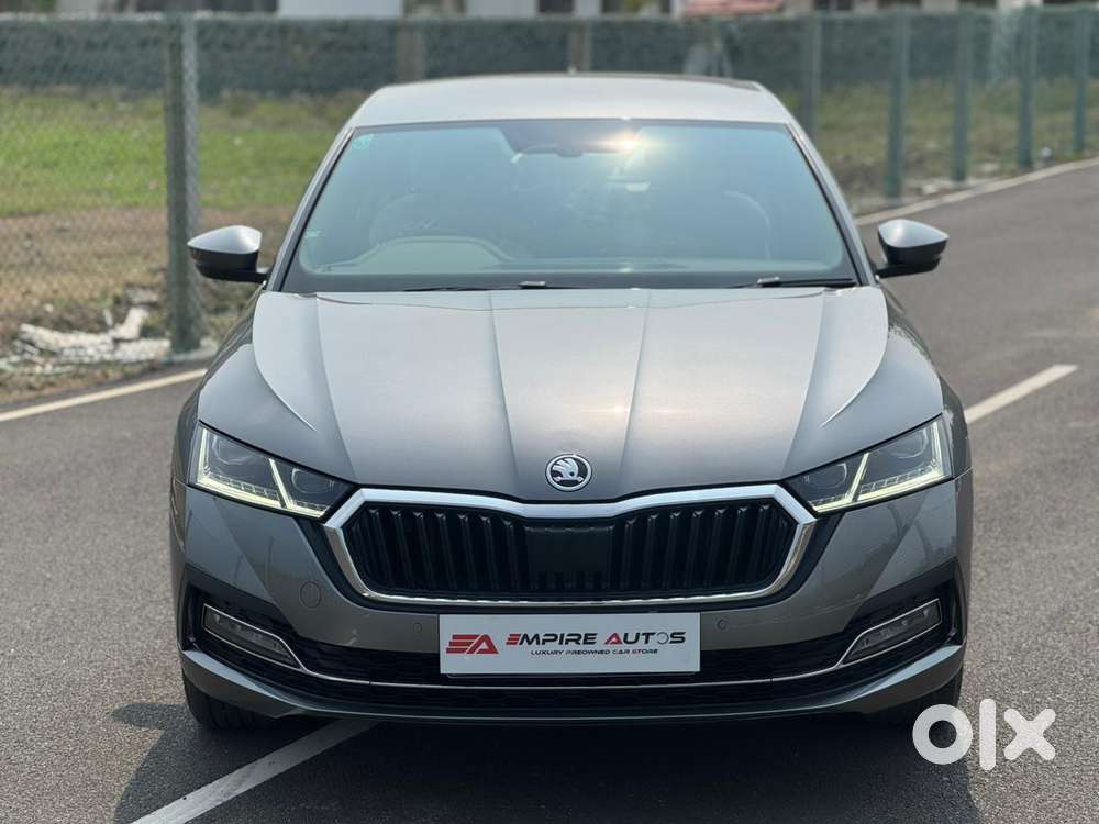 Skoda Octavia 2.0 L K Tsi At, 2022, Petrol