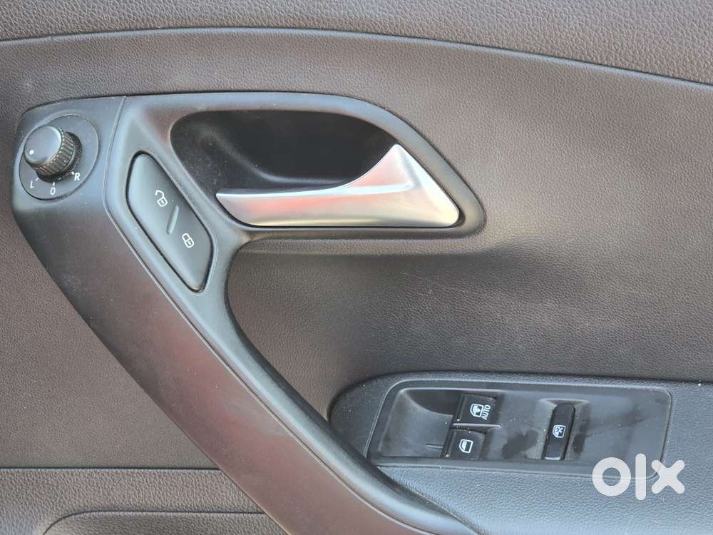 Volkswagen Polo 1.0 Tsi Comfortline At, 2021, Petrol