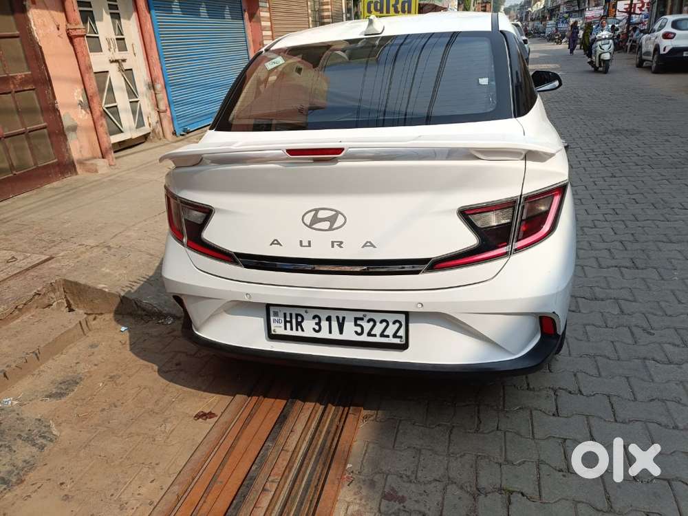 Hyundai Aura 2024 Car