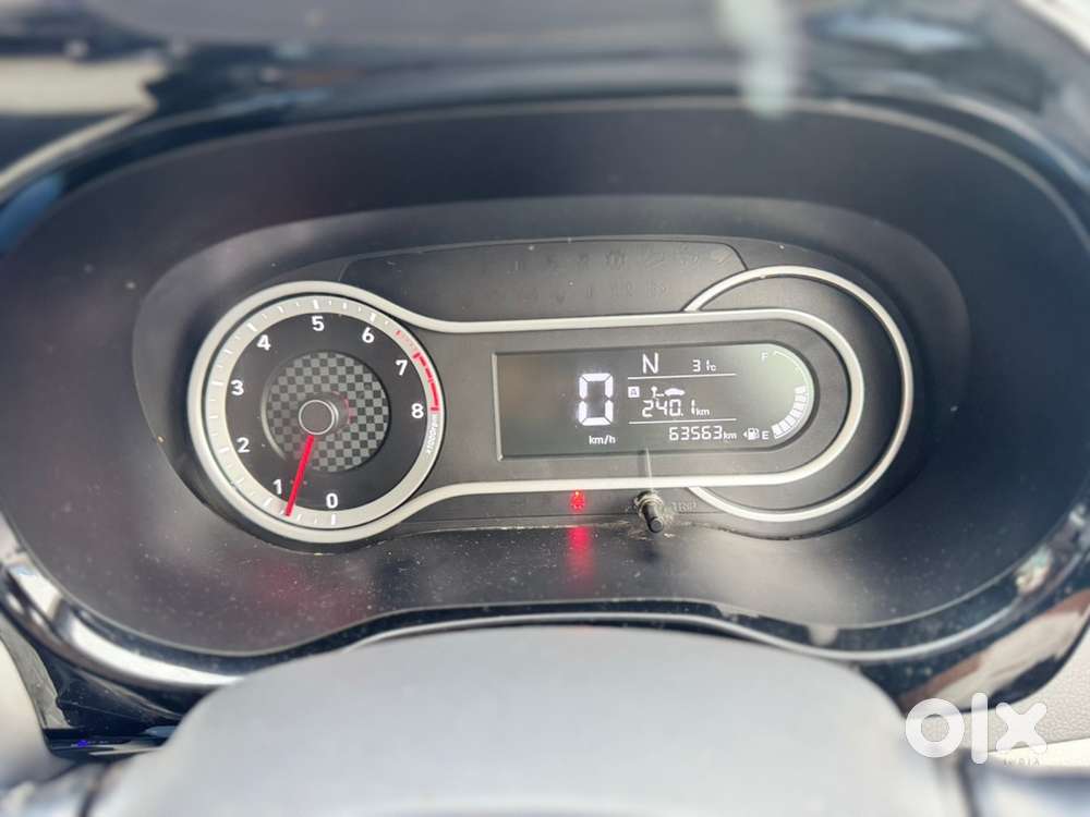 Hyundai Grand I10 Nios Sportz Automatic - 2020
