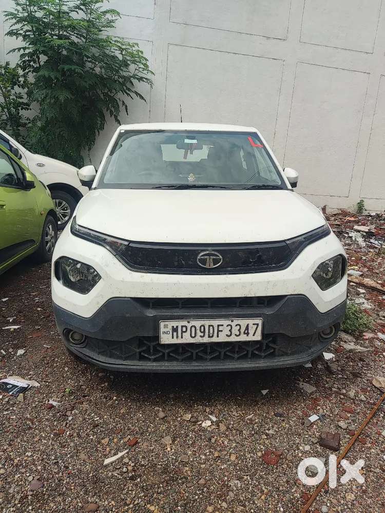 Tata Punch 2023 Dazzle Pack Manual 1st Owner