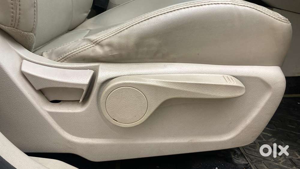 Mahindra Xuv300 W8 Option, 2020, Petrol