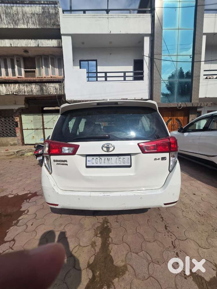 Toyota Innova Crysta 2021 Diesel Well Maintained