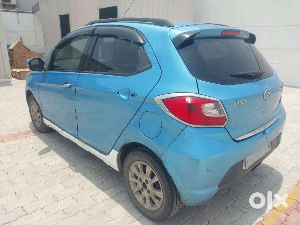 Tata Tiago 1.2 Revotron Xza, 2017, Petrol