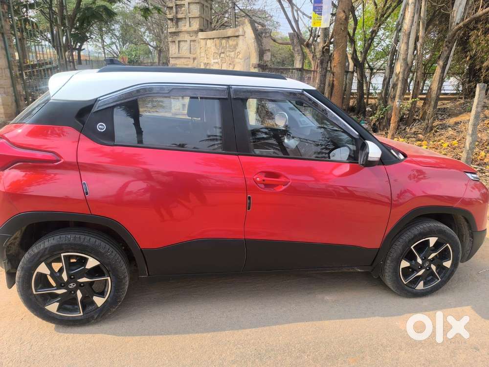 Tata Punch Creative Dual Tone Mt Sunroof, 2024, Petrol