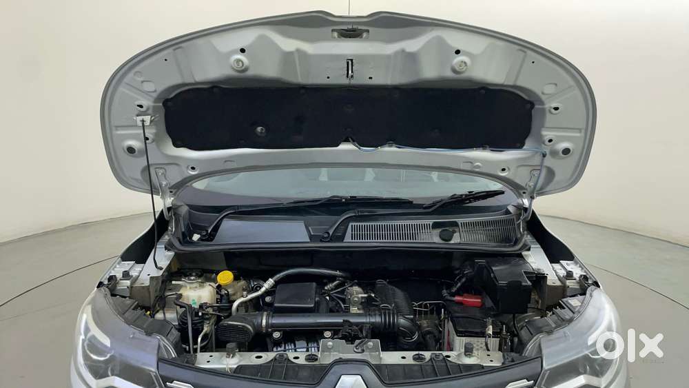 Renault Triber Rxt, 2024, Petrol