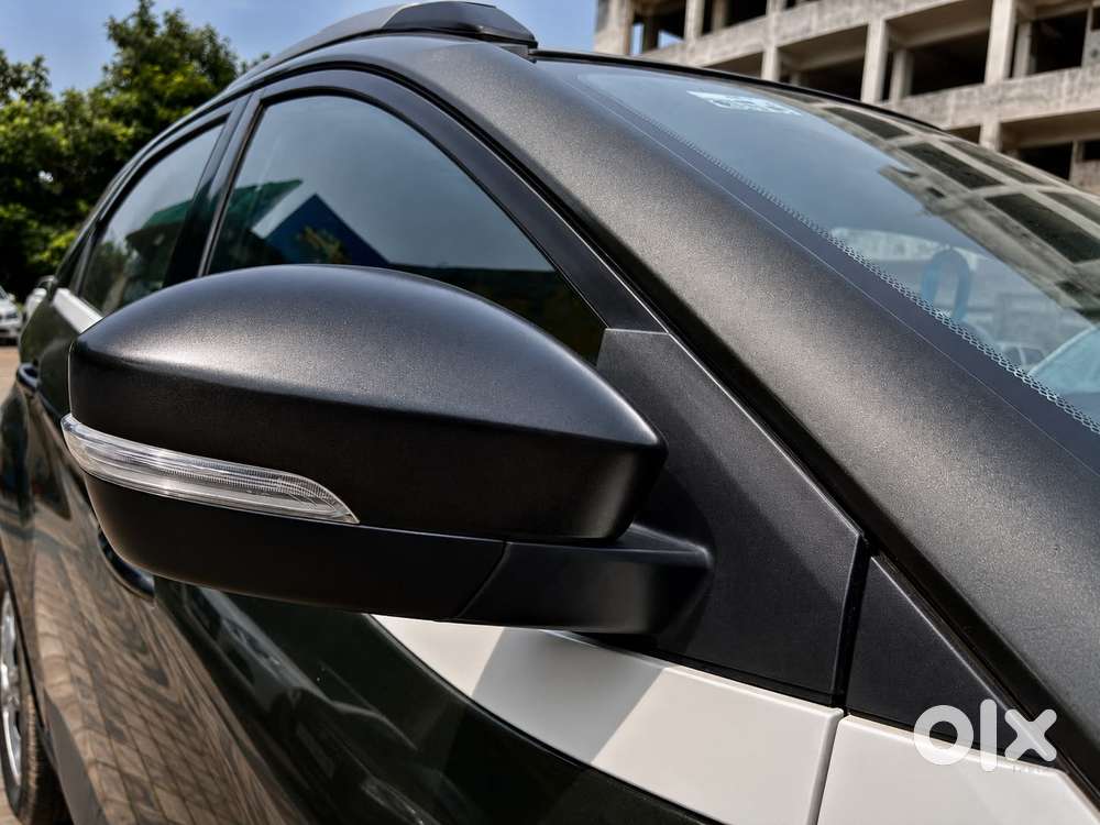 Tata Nexon 1.2 Revotron Xm (s), 2023, Petrol