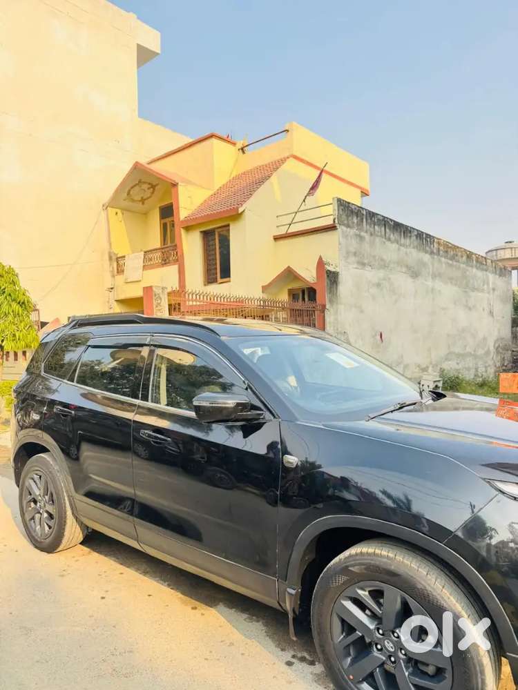 Up 15 Dr 9293 Gadi Dehradun Mein Khadi Hai