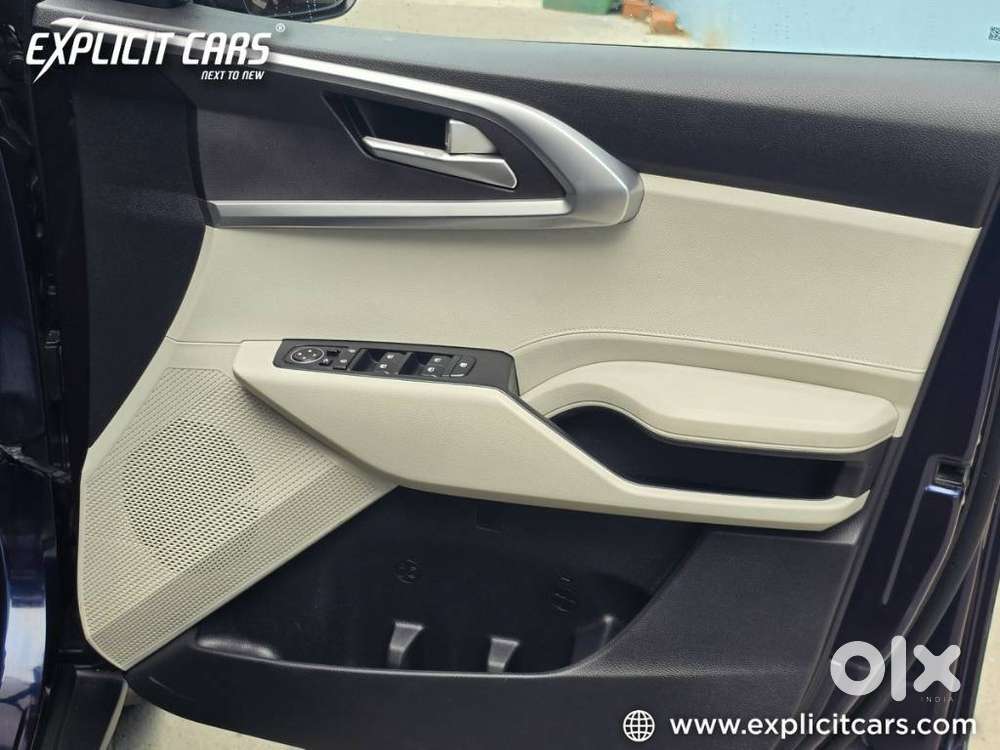 Kia Carens 1.4 Prestige Plus Turbo 7 Str, 2022, Petrol
