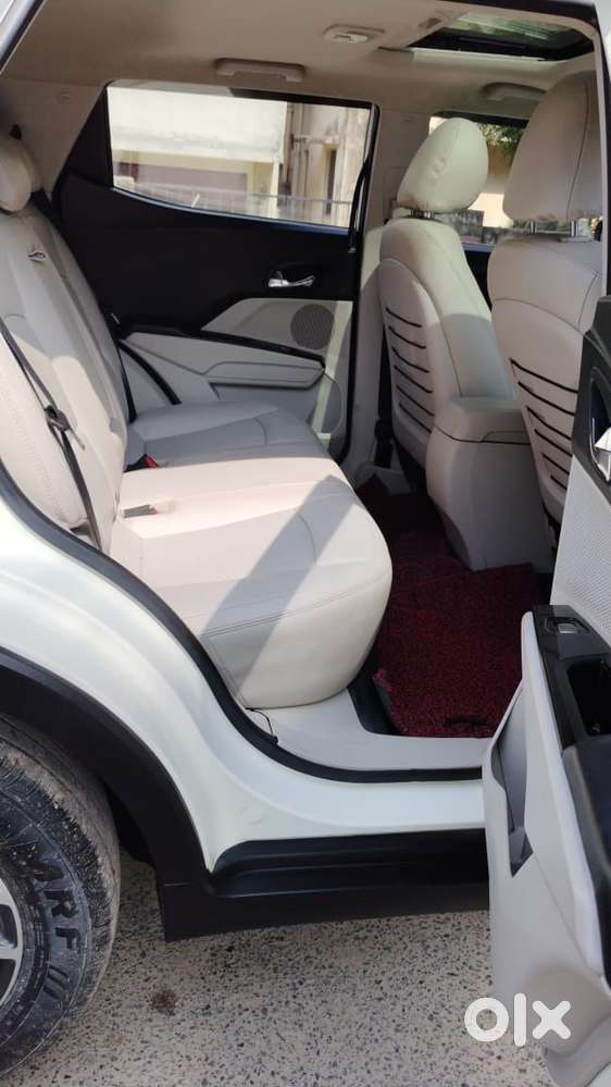 Mahindra Xuv300 W8 Option, 2022, Diesel