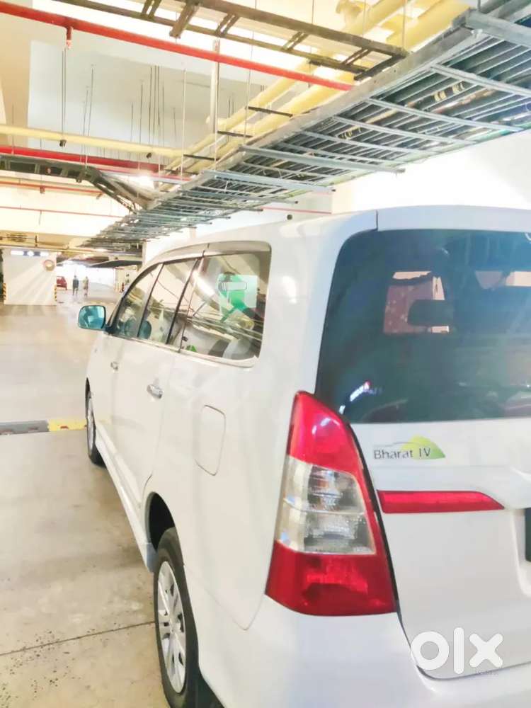 Toyota Innova 2016