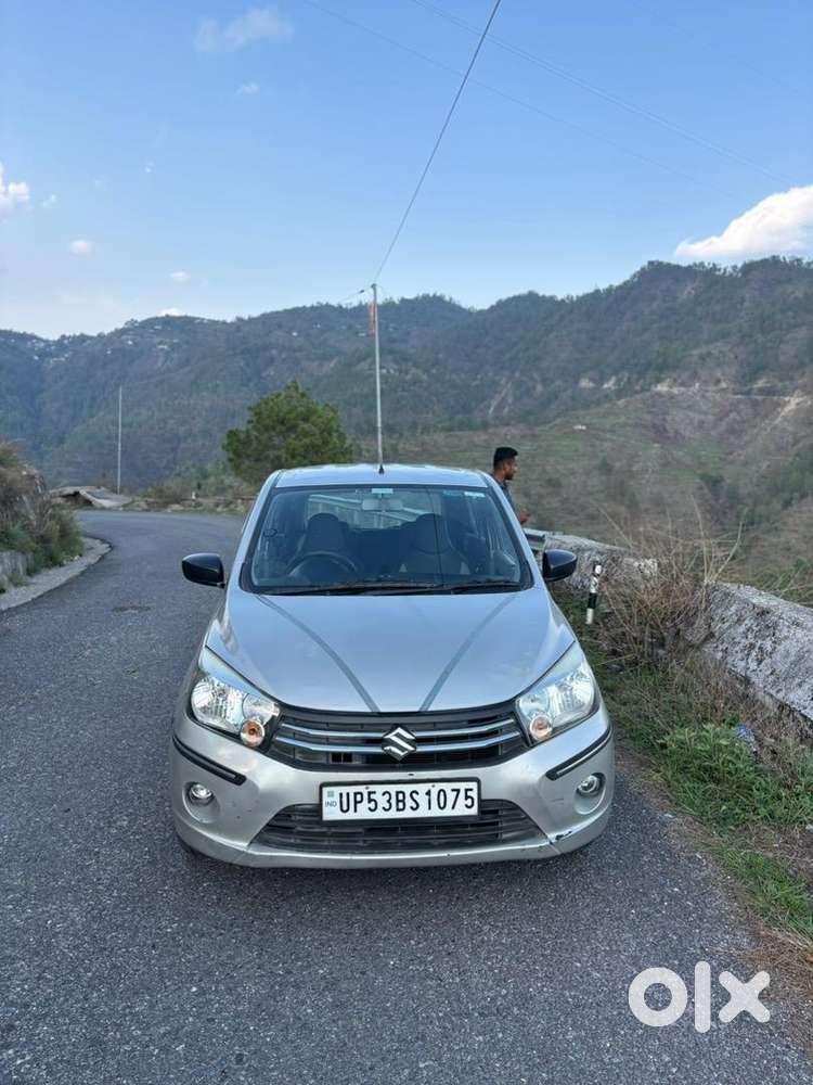 Well Maintain Singal Hand Lady Driven Car