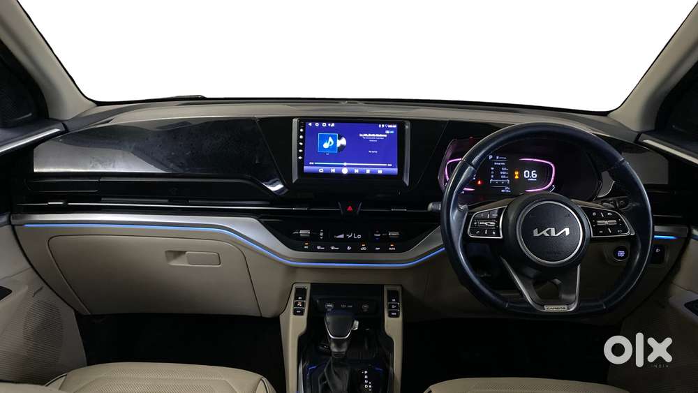 Kia Carens 1.4 Luxury Plus 6 Str, 2022, Petrol