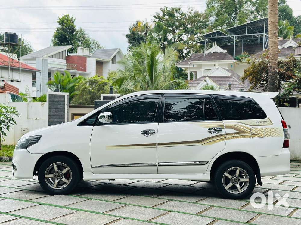 Toyota Innova 2.5 G (diesel) 7 Seater, 2011, Diesel
