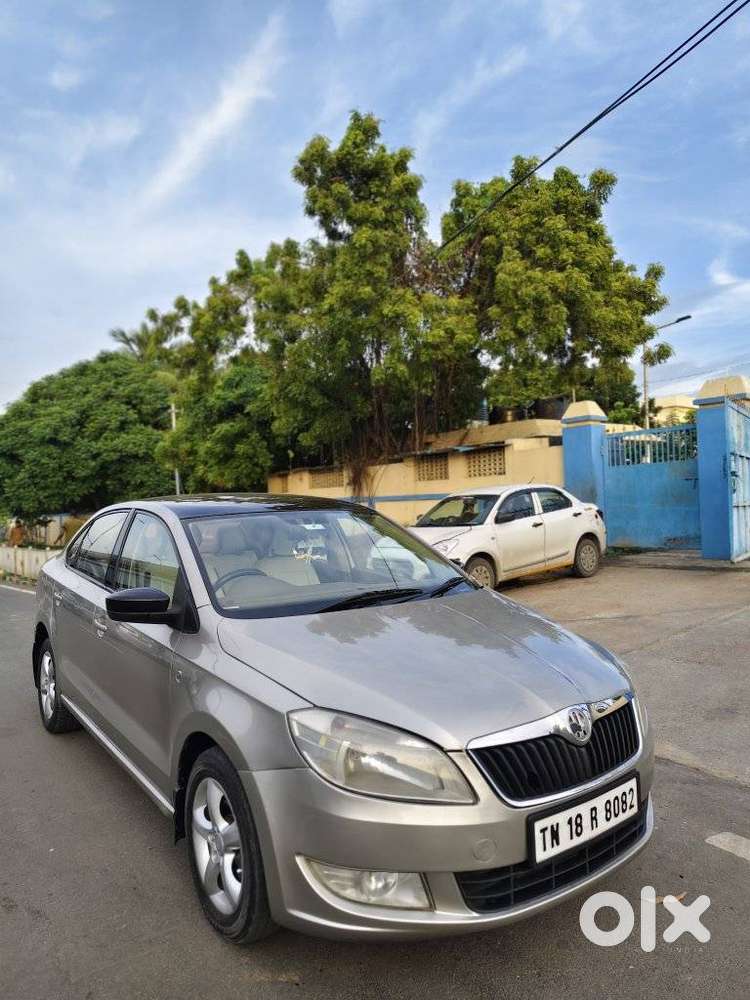 Skoda Rapid Elegance 1.6 Tdi Cr Manual, 2013, Diesel