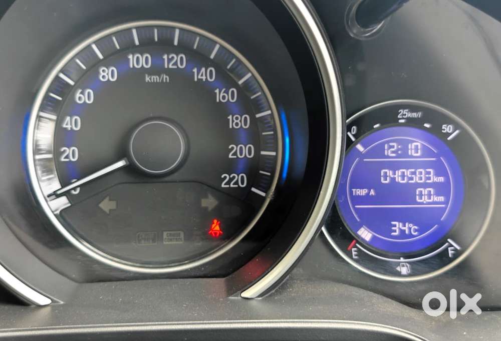 Honda Jazz V Cvt, 2019, Petrol