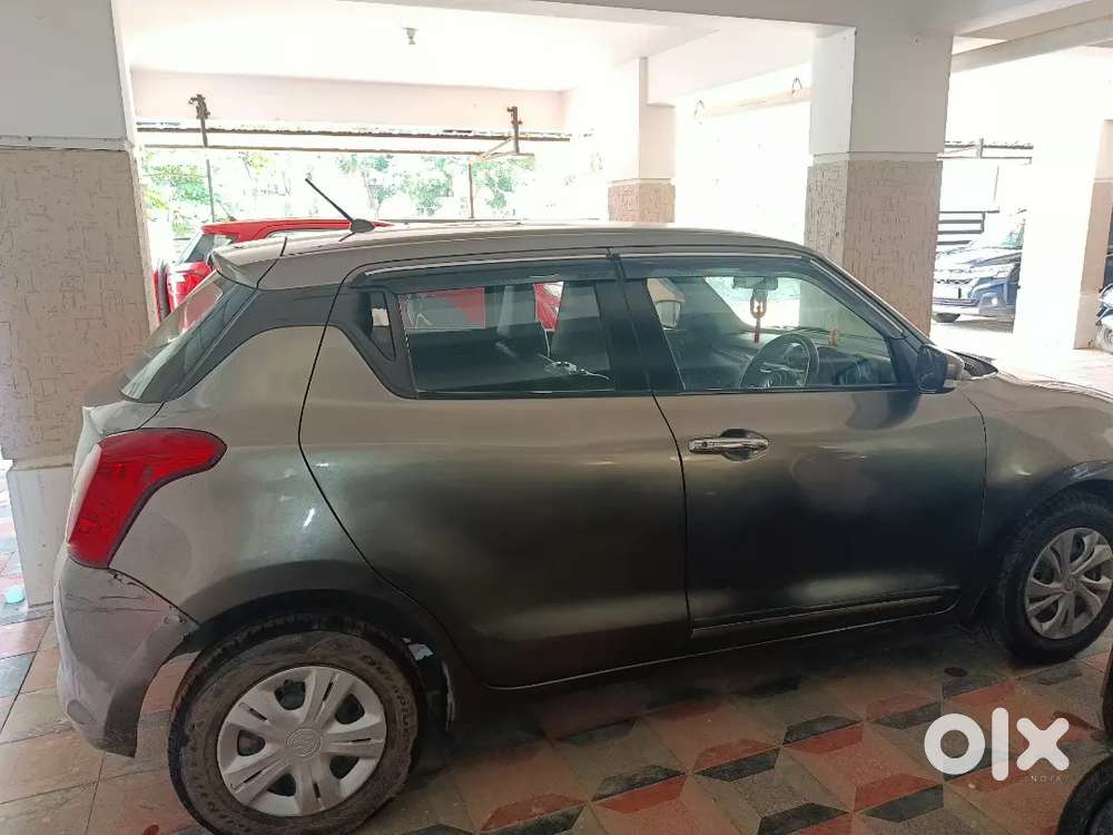 Maruti Swift Vxi 2018