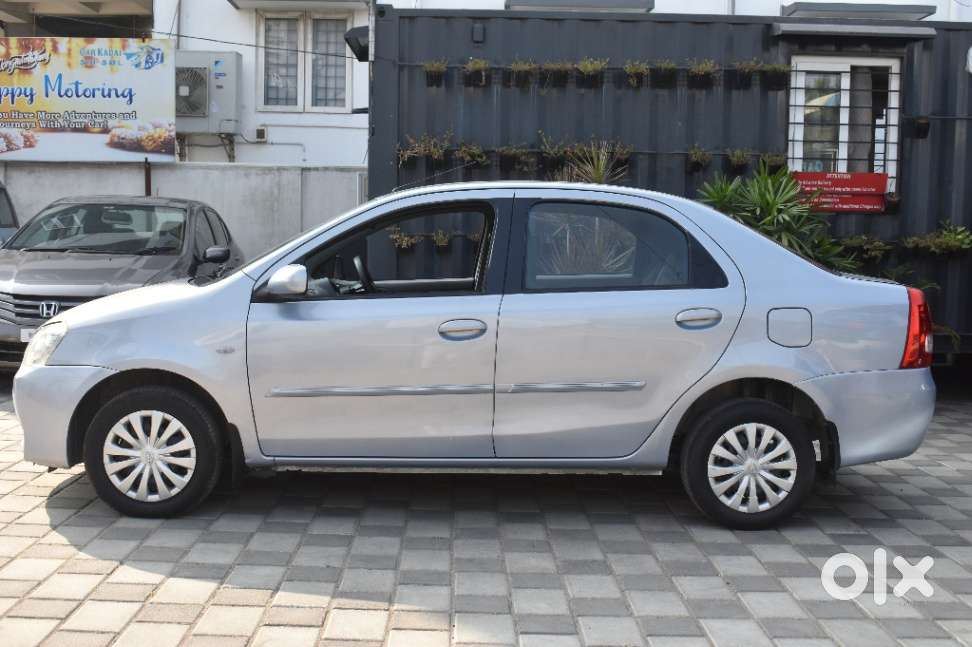 Toyota Etios 2010-2012 G, 2011, Petrol