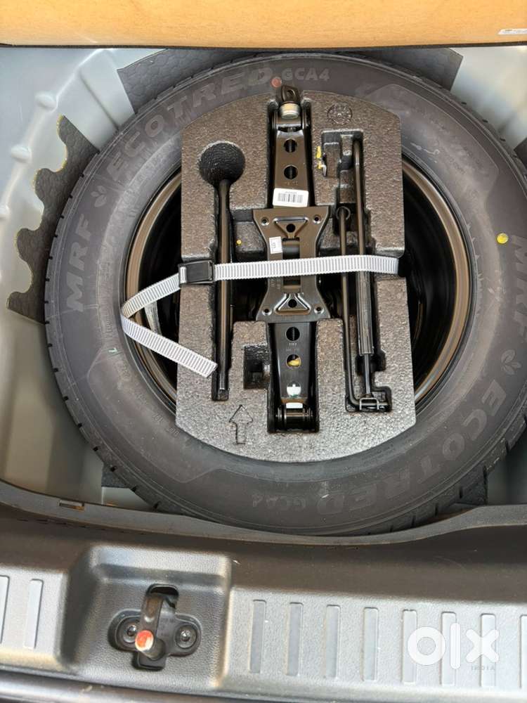 Volkswagen Taigun Petrol Automatic 2024