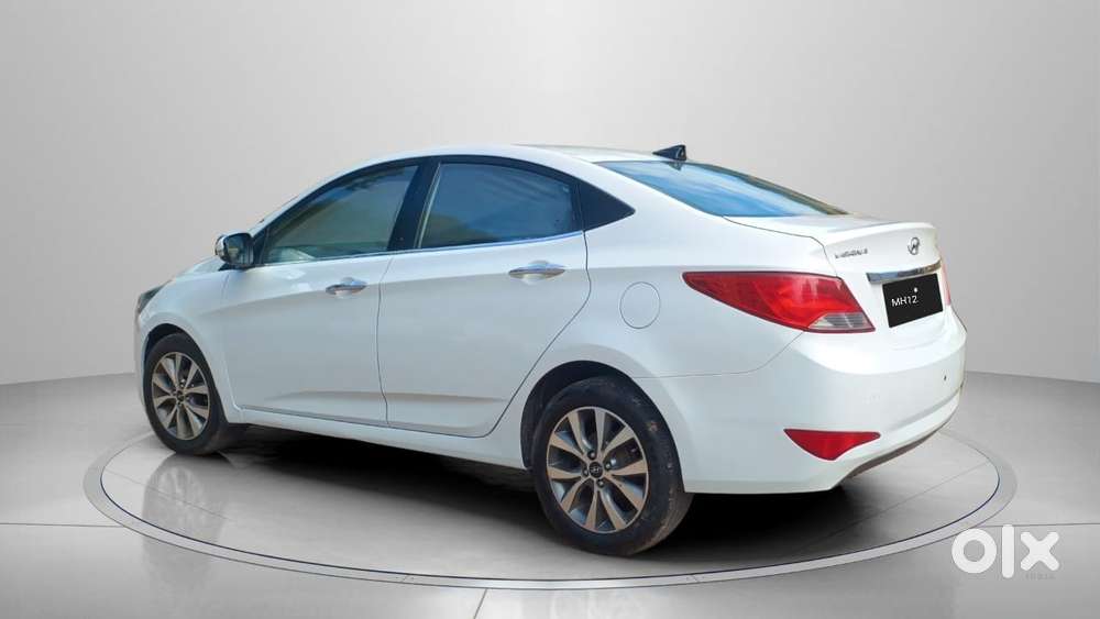 Hyundai Verna 1.6 Sx (o) Vtvt, 2015, Petrol