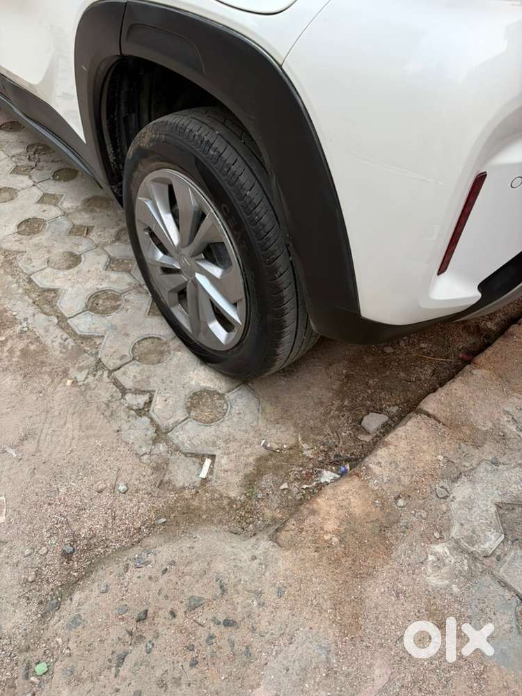 Maruti Suzuki Fronx Sigma 2025