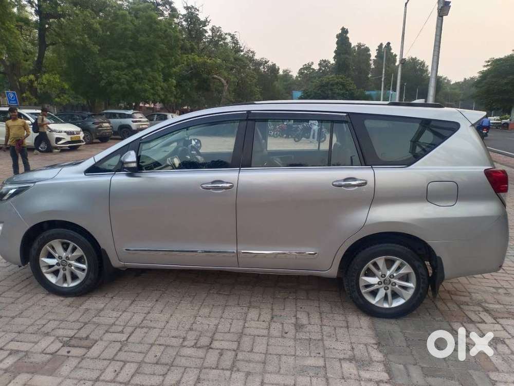 Toyota Innova Crysta 2.8 Zx At, 2017, Diesel