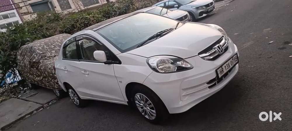 Honda Amaze 2015 Diesel Well Maintained