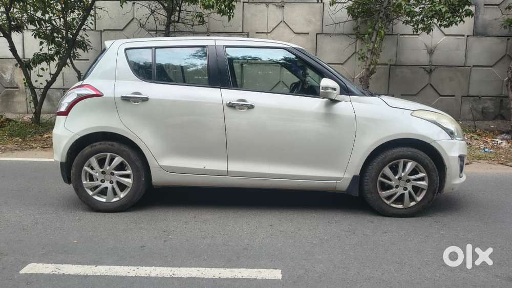 Maruti Suzuki Swift Zdi, 2012, Diesel
