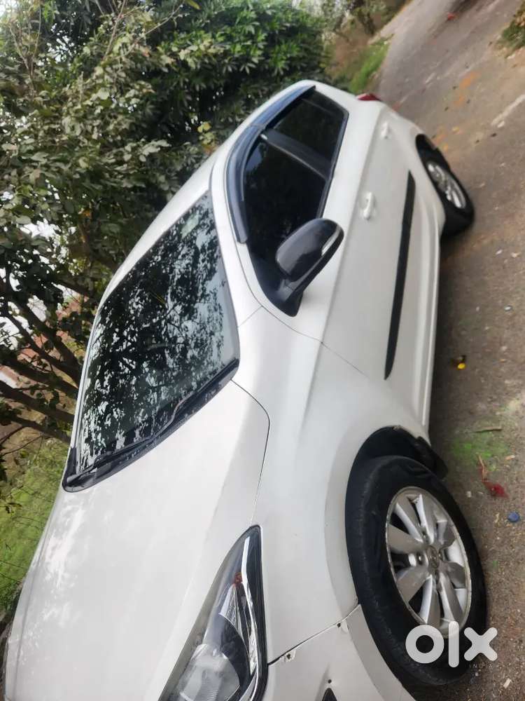 Hyundai I20 2013 Cng & Hybrids Well Maintained