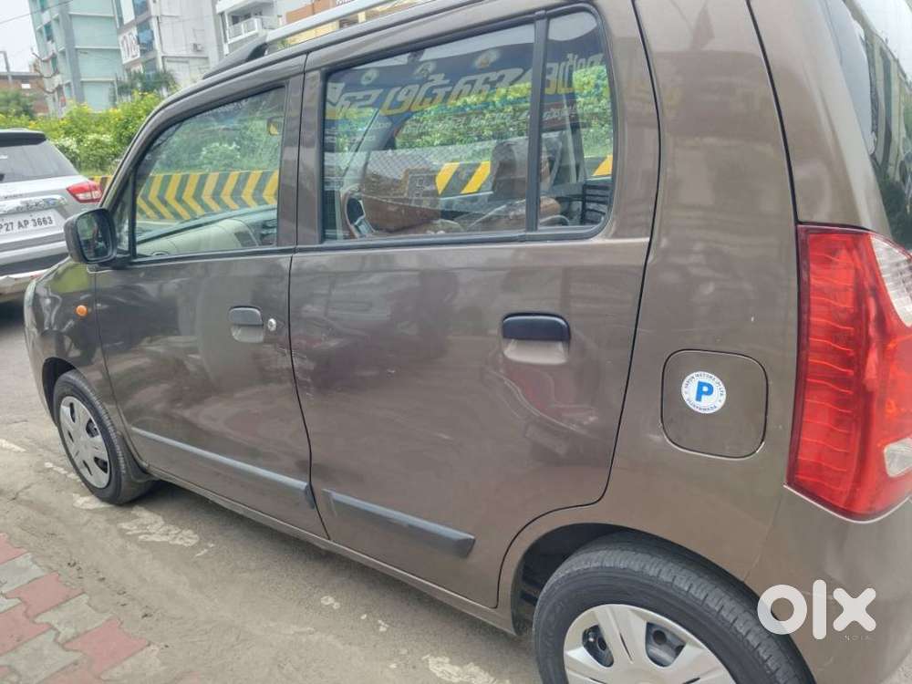 Maruti Suzuki Wagon R Vxi, 2017, Petrol