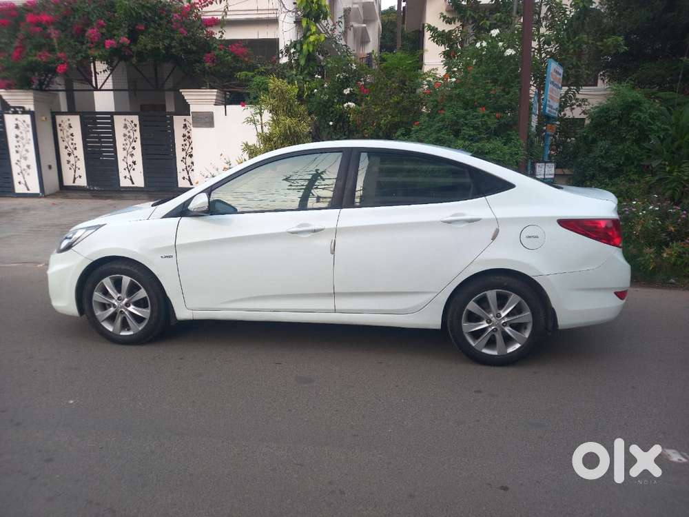 Hyundai Verna Crdi Vgt Sx 1.5, 2012, Diesel