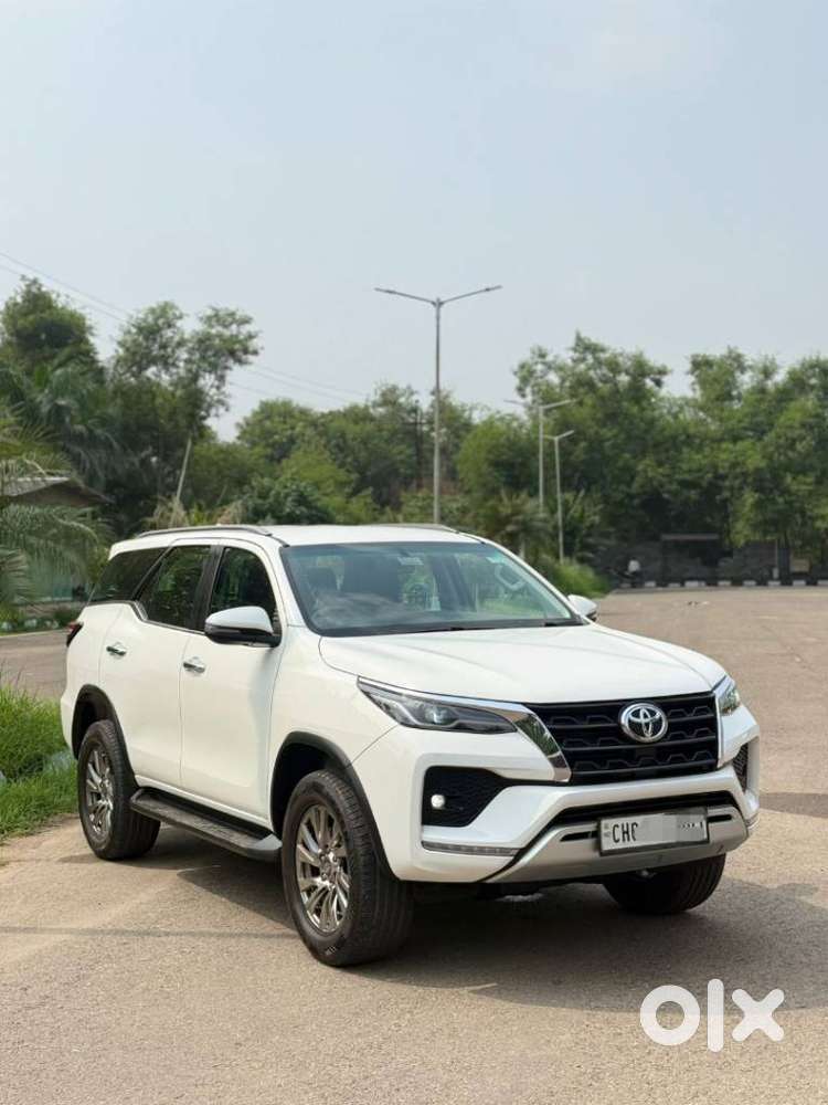 Toyota Fortuner 4x2 At 2.8 Diesel, 2022, Diesel