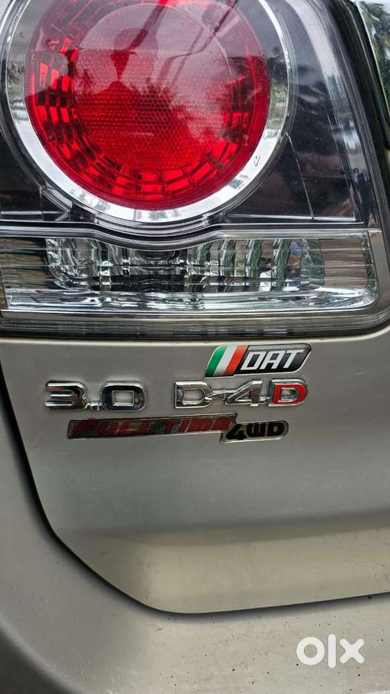 Less Km Well Maintained 4x4 2012 Diesel