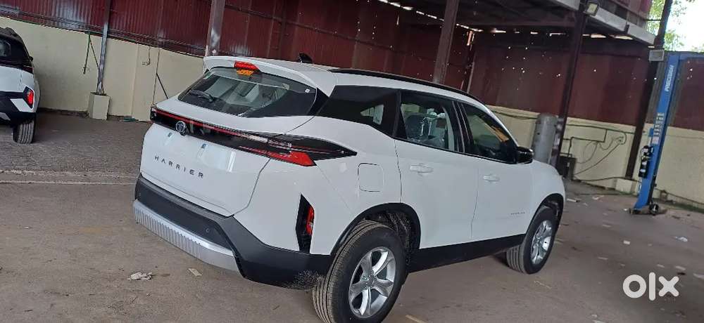Tata Harrier 2025 Diesel 7500 Km Driven
