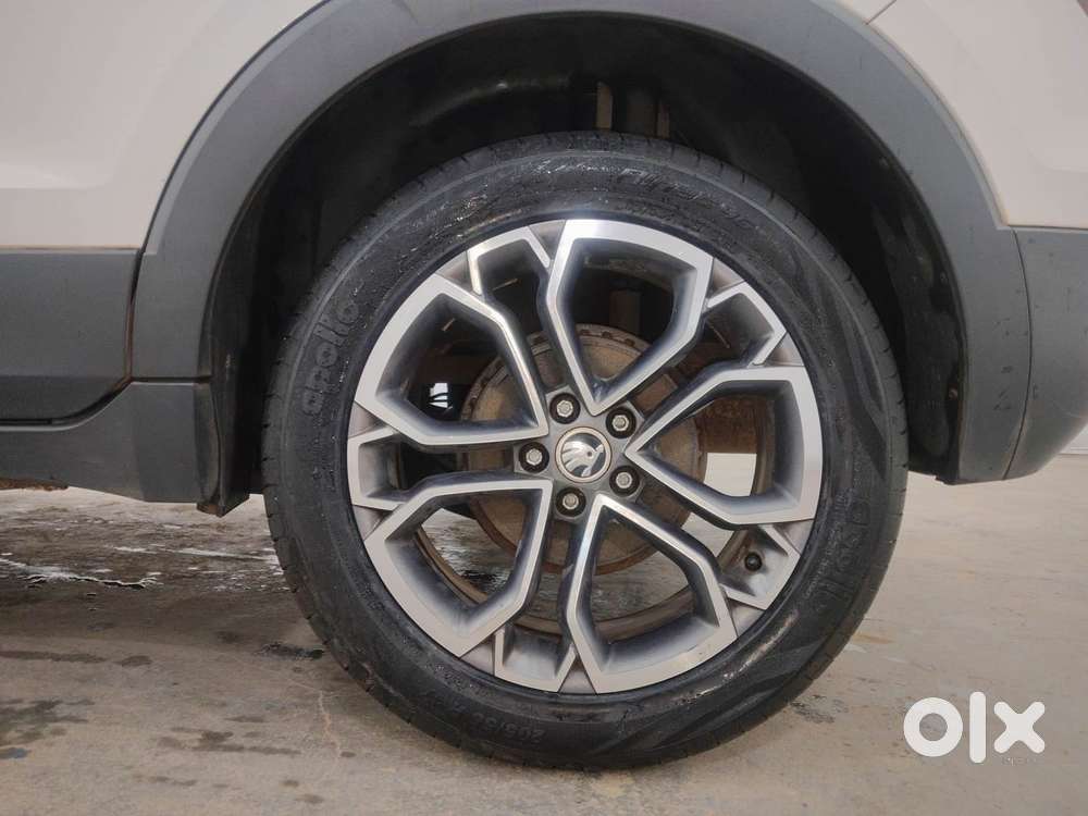Skoda Kushaq Style 1.0l Tsi Mt, 2023, Petrol
