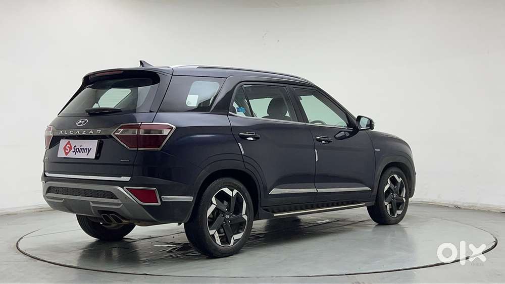 Hyundai Alcazar 2.0 Signature (o) Petrol At 6 Str, 2022, Petrol