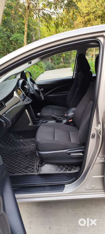 Toyota Innova Crysta [2020-ongoing] 2.4 Gx At 7 Str, 2022, Diesel