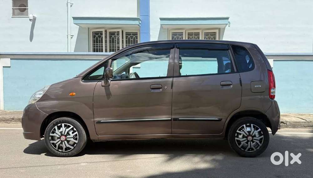 Maruti Suzuki Estilo Lxi, 2010, Petrol