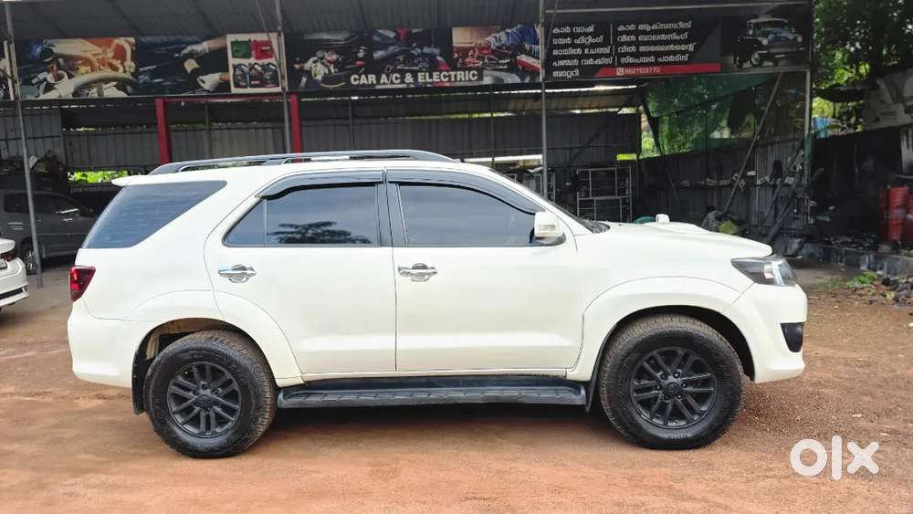 Toyota Fortuner Diesel Mt 2015