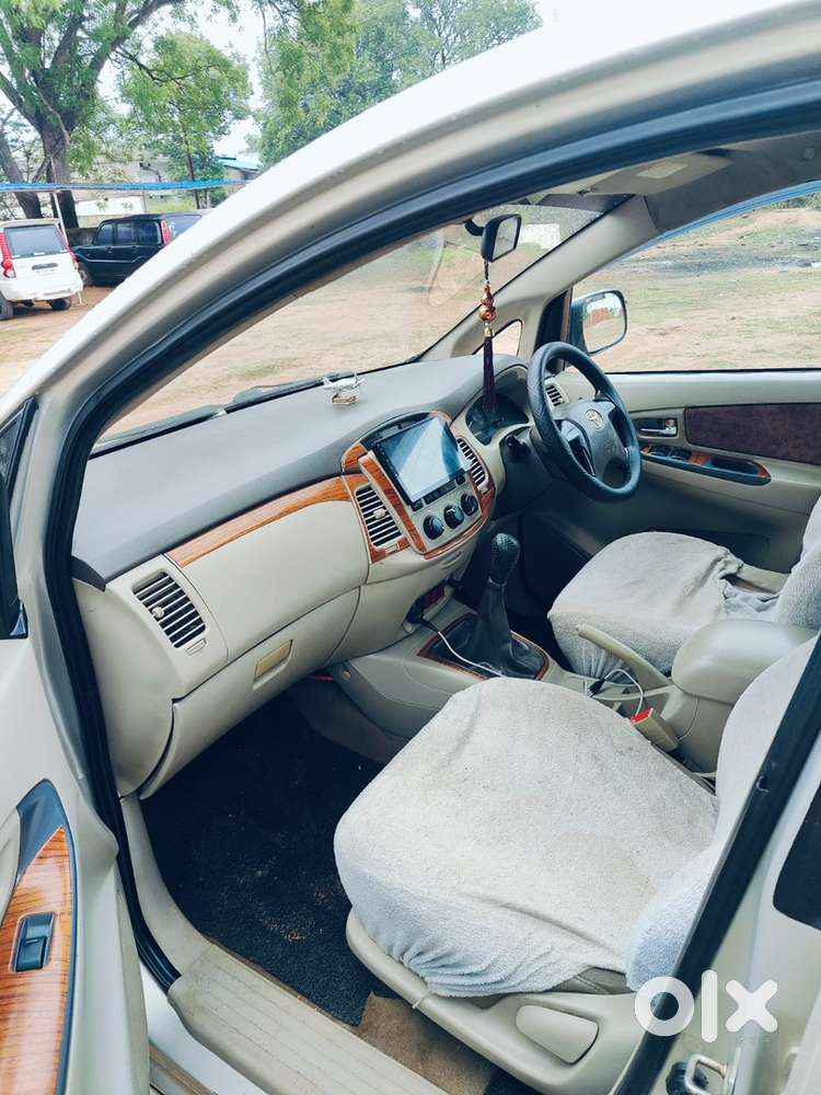 Toyota Innova Diesel 2012 Car