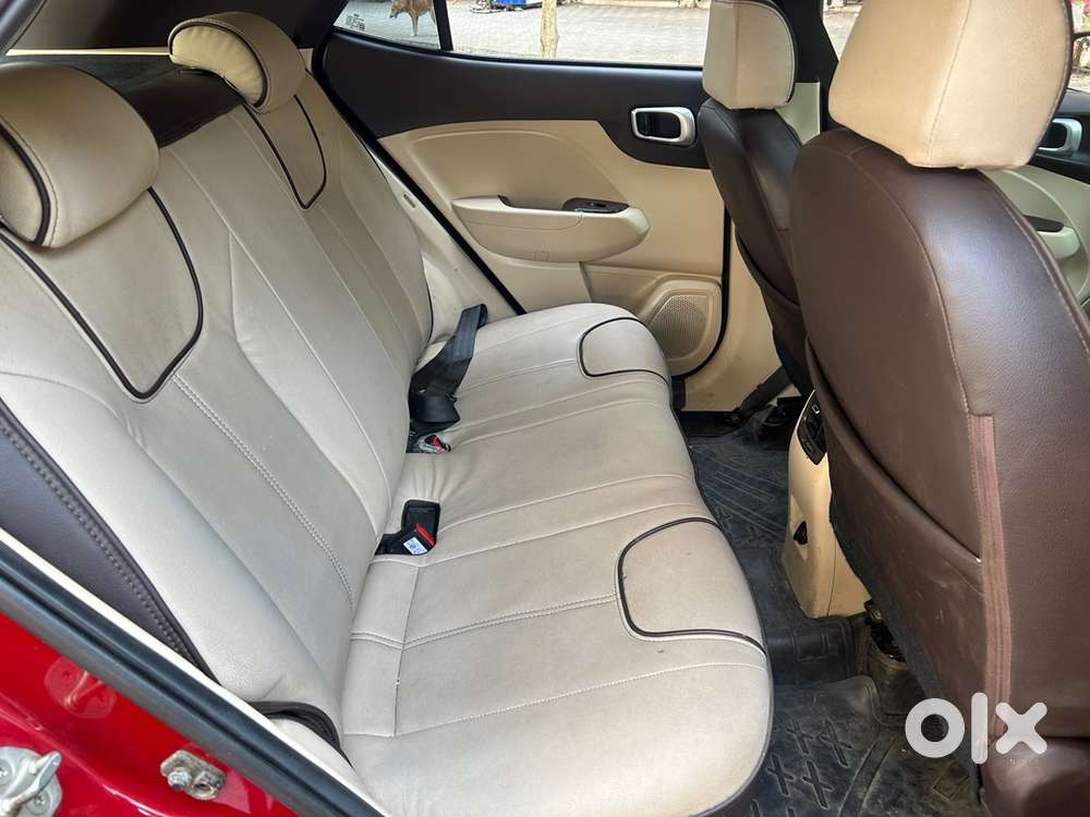 Hyundai Venue Diesel 2021