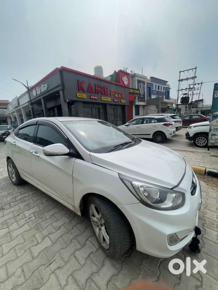 2015 Hyundai With 136000 Km
