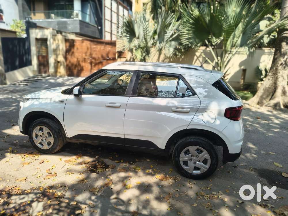 Hyundai Venue 1.2 S Plus, 2019, Petrol