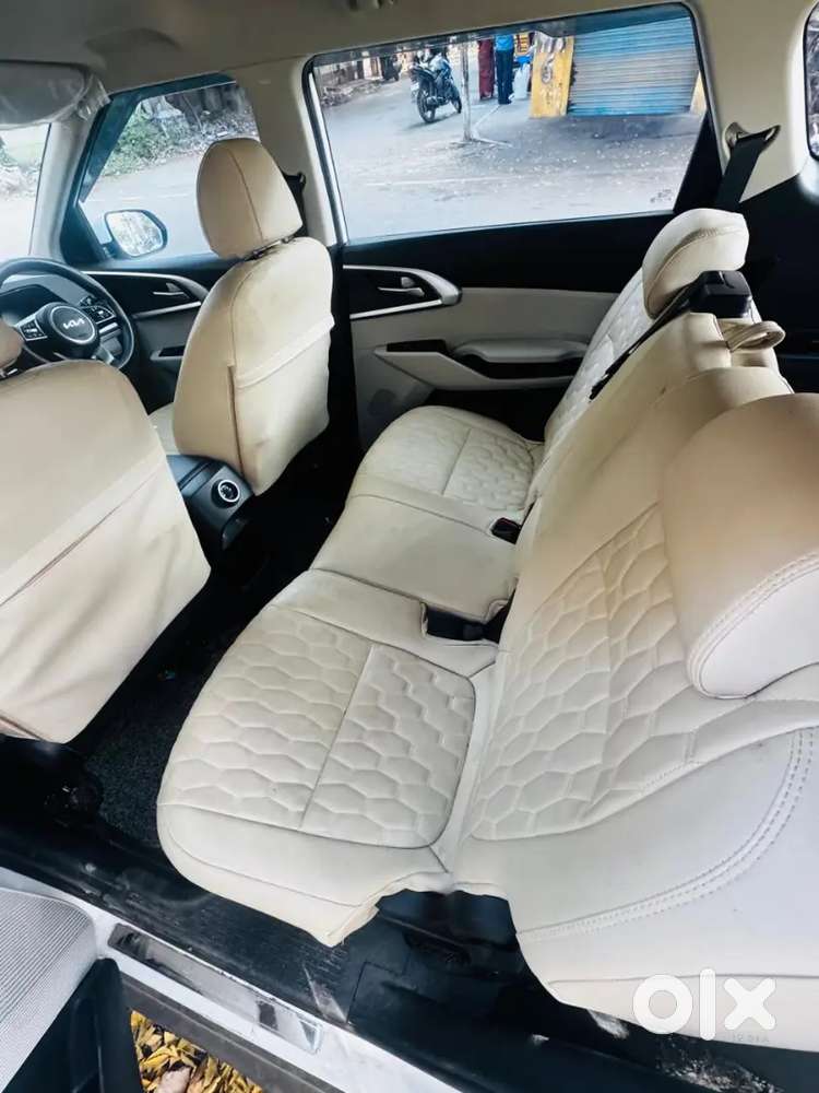 Kia Carens G1.5 Prestige 7 Seater (2023) - Brand New Condition!