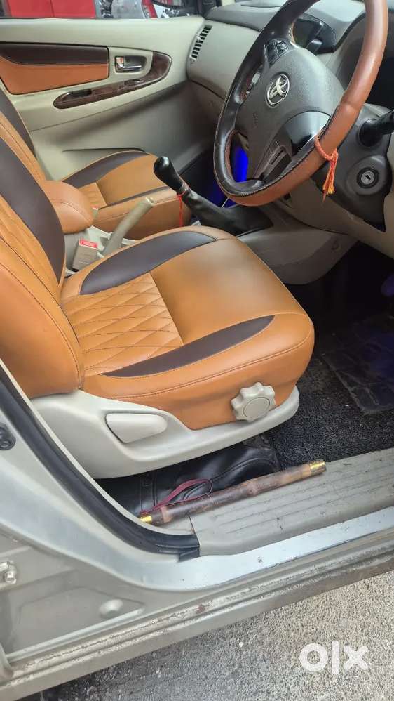 Toyota Innova 2012 Diesel Well Maintained