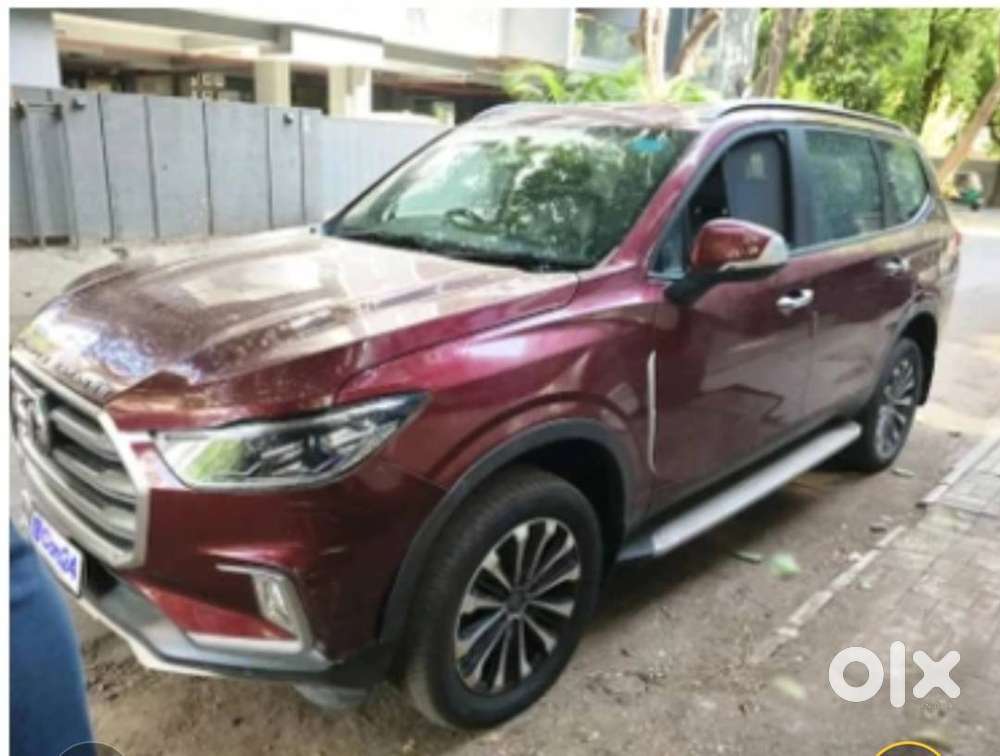 Mg Gloster, 7 Seater Suv 4×2 Super Model ,agate Red Color  Of 5th Year
