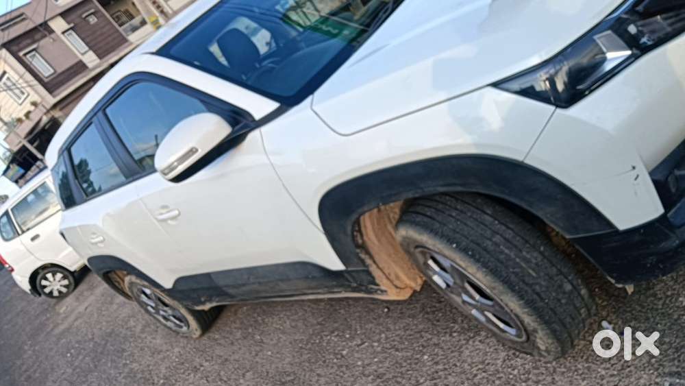 Maruti Suzuki Brezza 2024 Lxi