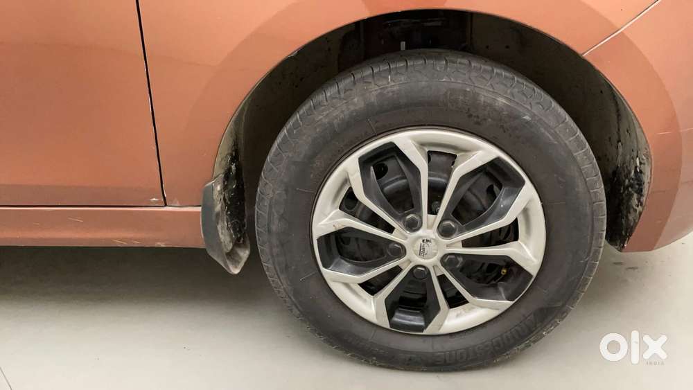 Tata Tigor 1.2 Revotron Xt, 2017, Petrol