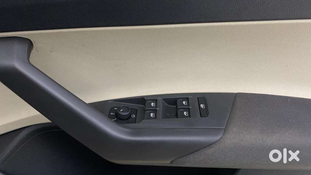 Skoda Slavia 1.0 Ambition Tsi At, 2024, Petrol